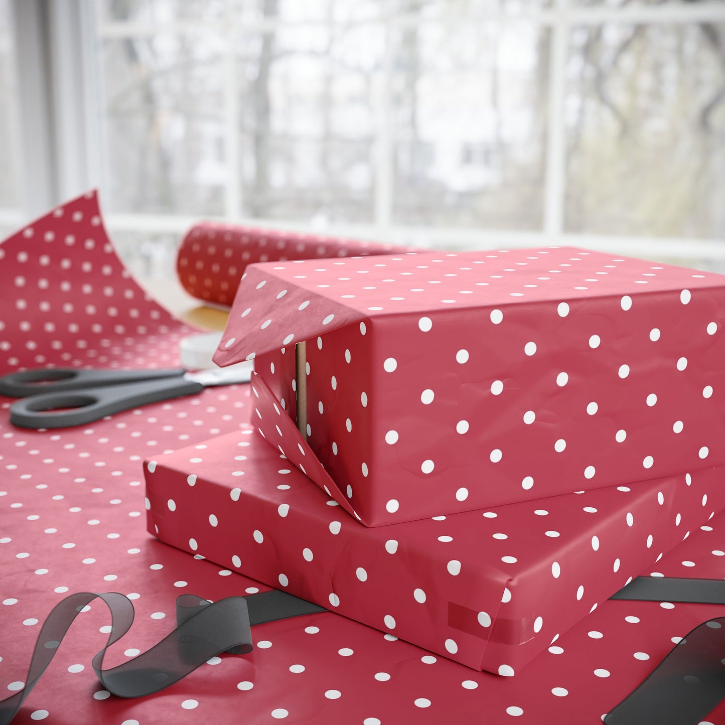 Polka Dot Wrapping Paper Roll - Festive Gift Wrap for Birthdays, Holidays, Weddings, Party Decor, Cute Presents